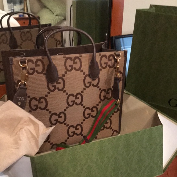 Gucci Tote - Picture 5 of 8